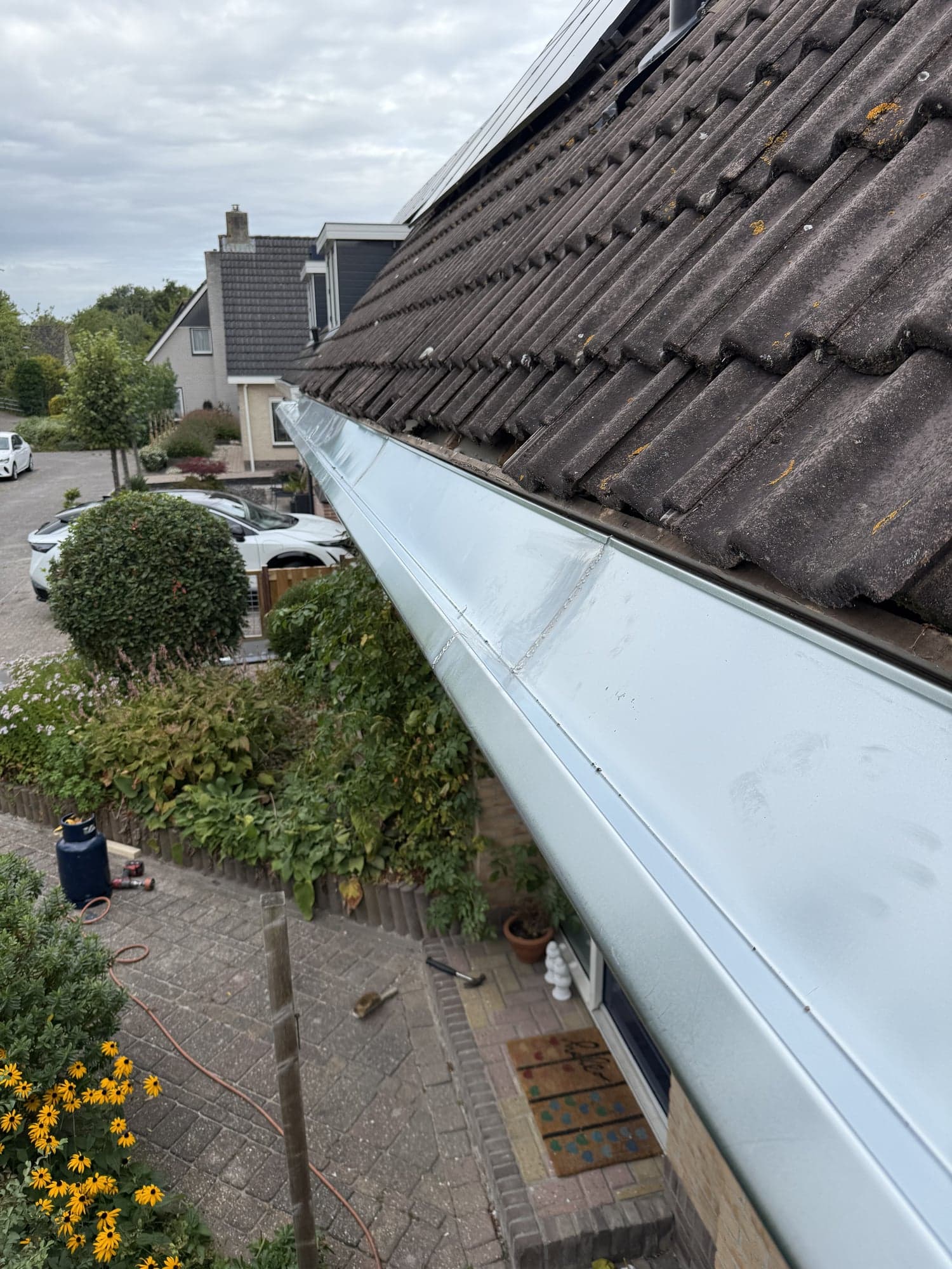 Overhoekse  zinken dakgoten Hoogkarspel 